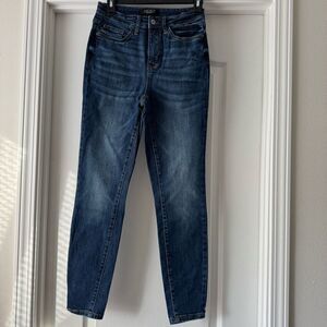 Judy Blue Skinny Jeans Mid Blue Wash Size 3/26